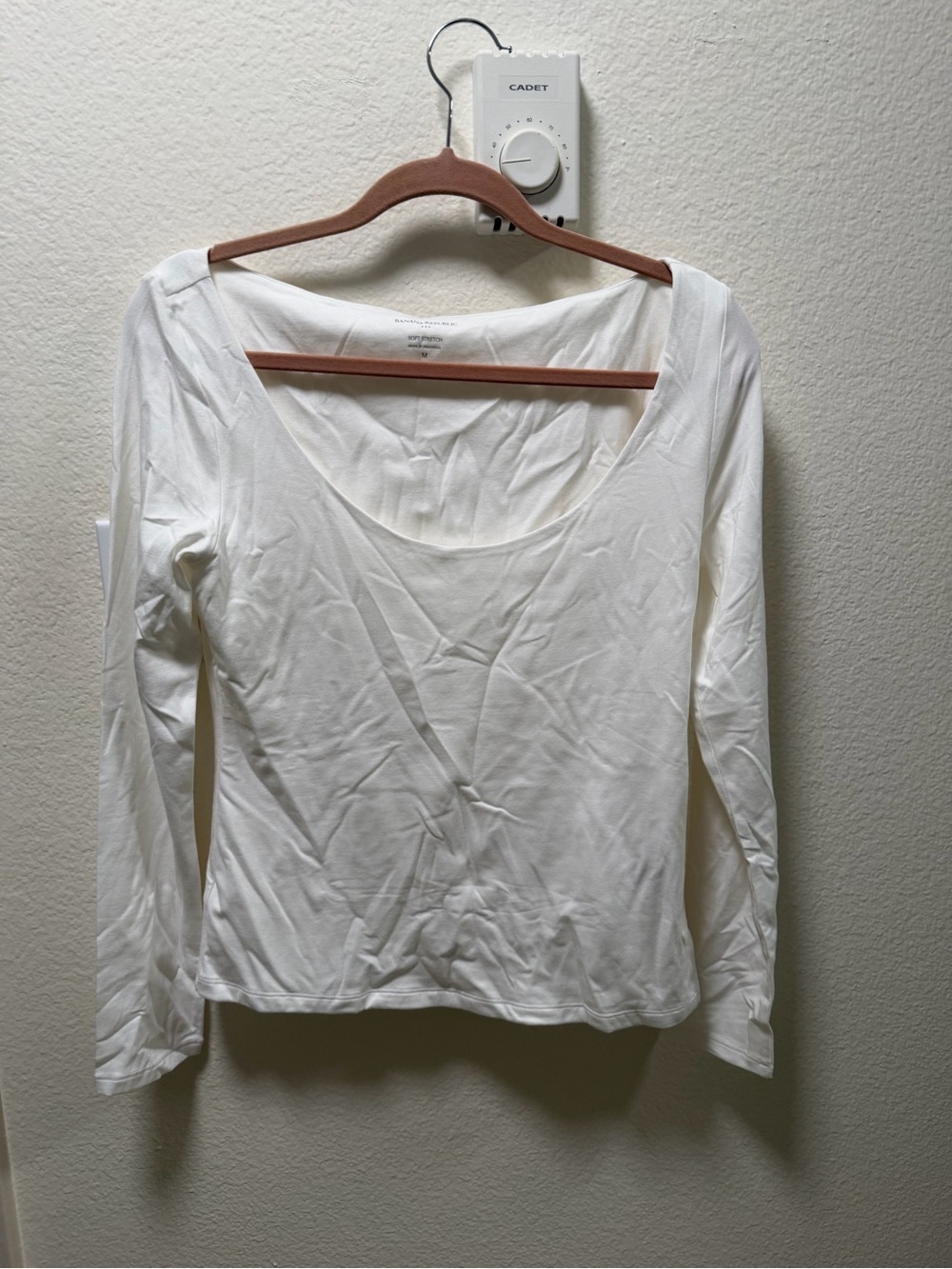 Banana Republic Ivory Scoop Neck Long Sleeve Top